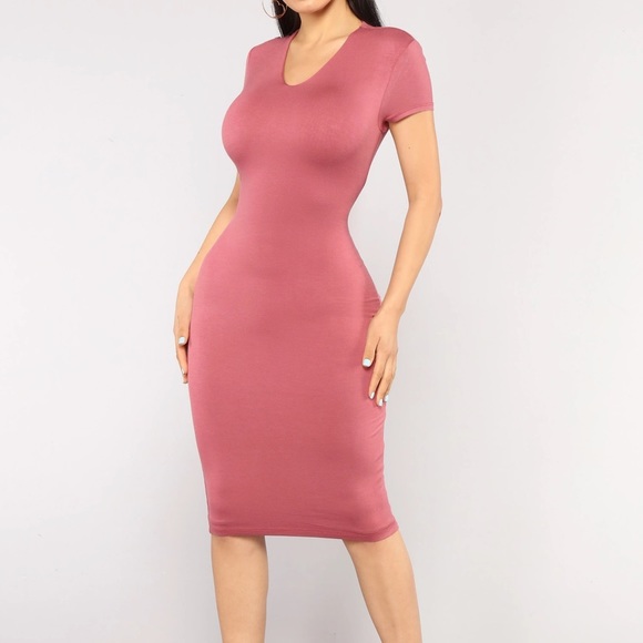 Fashion Nova Dresses & Skirts - Midi  fitted dress with small stain on sleeve